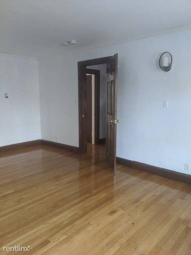 Main picture of 2 Hatherly Rd