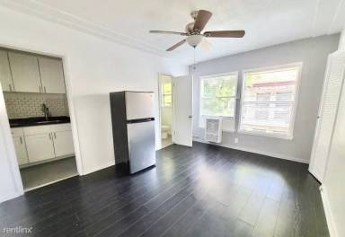 Main picture of 851 S Kenmore Ave