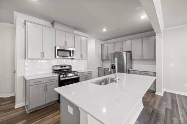 Main picture of 2219 Cape May Ln