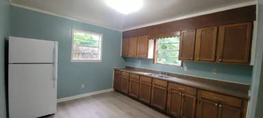 Main picture of 3323 1/2 Darien St