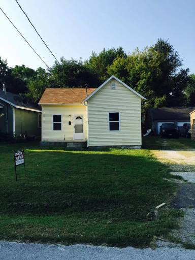 Main picture of 720 W Chicago St