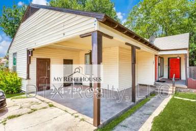 Main picture of 129 NE 22nd St