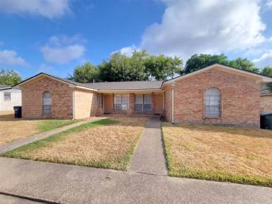 Main picture of 1513 Hillside Dr