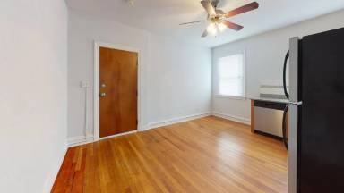 Main picture of 1106 W Franklin St