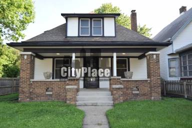 Main picture of 1902 Woodlawn Ave