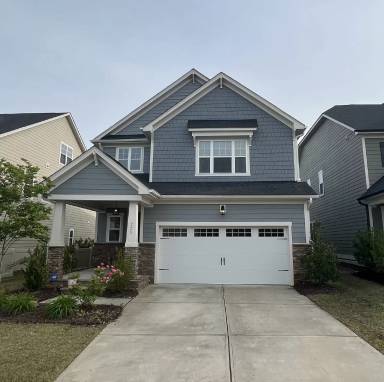 Main picture of 225 Ivy Arbor Way