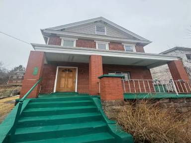 Main picture of 545 Stokes Ave
