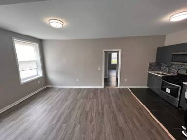 Main picture of 38 Winans St