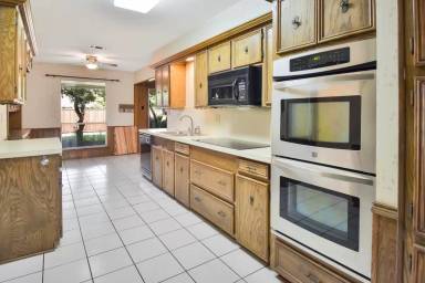 Main picture of 3205 Forester Way