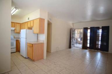 Main picture of 527 E Jacinto St