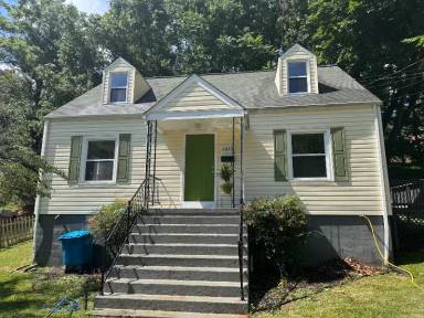 Main picture of 2643 Lansing Dr SW