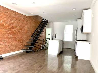 Main picture of 1523 S Bambrey St
