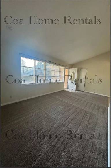 Main picture of 647 S Fabrique Dr