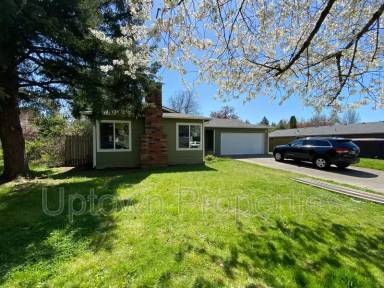Main picture of 8020 SW Thorn St
