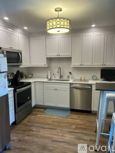 Main picture of 312 Valley Stream Ln