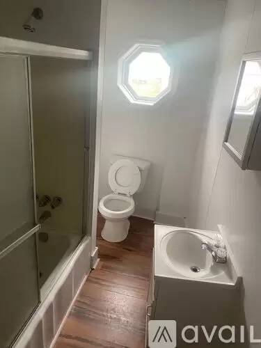 Main picture of 208 N Grand St
