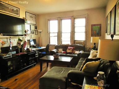 Main picture of 1212 Commonwealth Ave