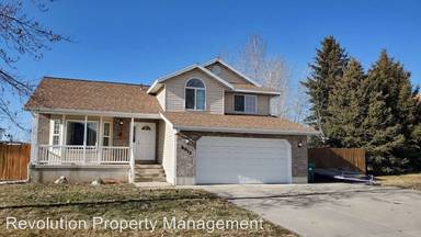 Main picture of 2816 Brady Way