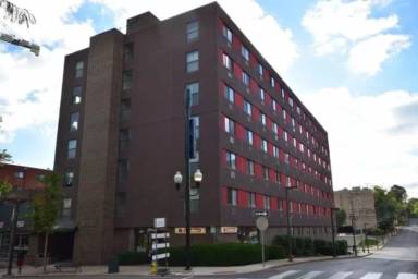 Main picture of Hetzel Plaza