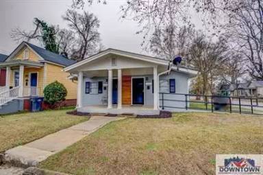 Main picture of 214 Ellis Street