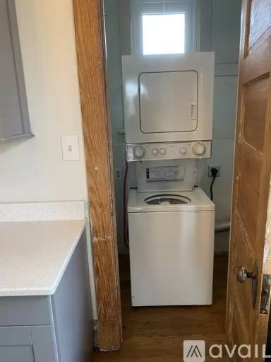 Main picture of 406 E Park Ave