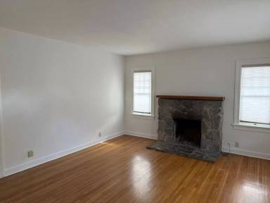 Main picture of 3752 Wade St