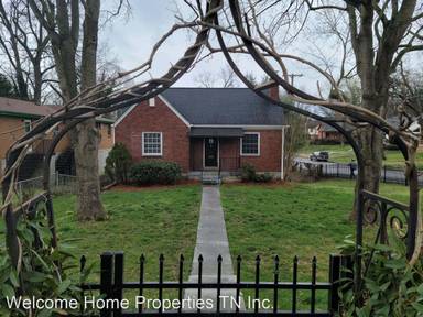 Main picture of 919 S Douglas Ave