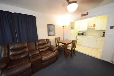 Main picture of 892 Hahaione St