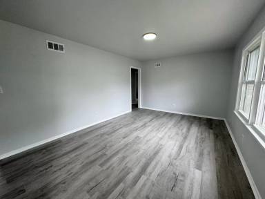 Main picture of 6359 N Denver Ave