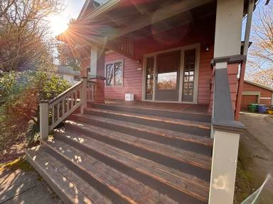 Main picture of 2817 NE 19th Ave
