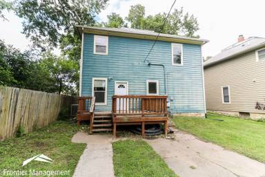 Main picture of 919 Leavenworth St