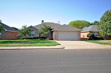 Main picture of 3101 103rd St