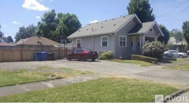 Main picture of 360 Columbia St NE