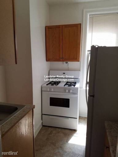 Main picture of 1365 W Estes Ave