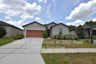 Main picture of 8914 Hinsdale Heights Dr