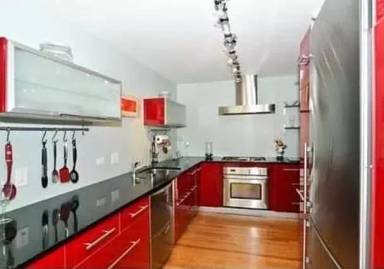 Main picture of 1624 N Larrabee St