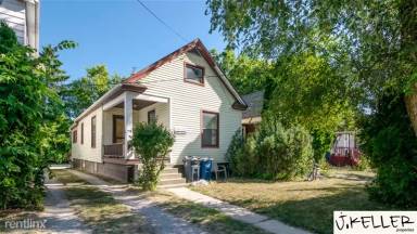 Main picture of 911 Woodlawn Ave