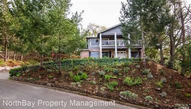 Main picture of 2054 Oak Ridge Dr