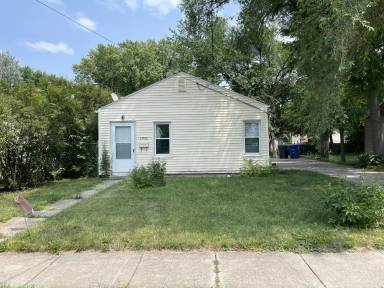 Main picture of 1901 Searle St