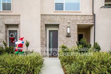 Main picture of 1823 Onyx Ln