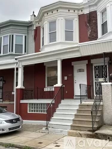Main picture of 902 S Yewdall St