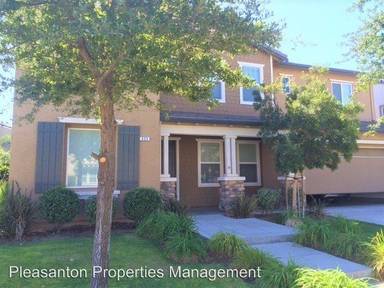 Main picture of 525 Sugar Hill Way