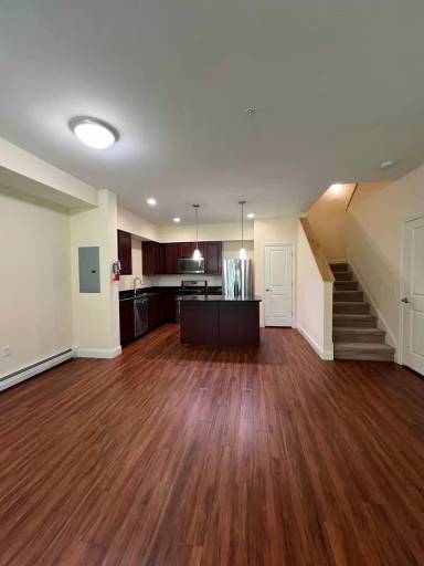 Main picture of 127 Churchill St