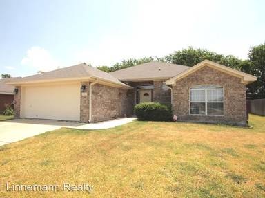 Main picture of 2902 Bachelor Button Blvd