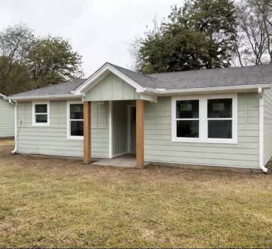 Main picture of 7171 Eleanor St