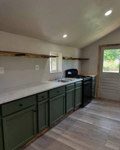 Main picture of 1016 Harold St