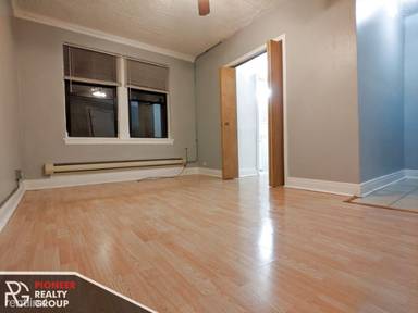 Main picture of 4735 N Beacon St Apartments