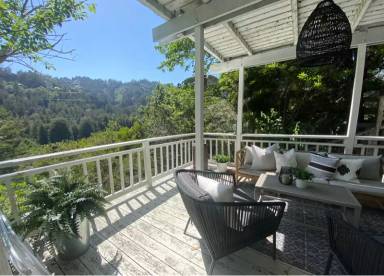 Main picture of 218 Lovell Ave