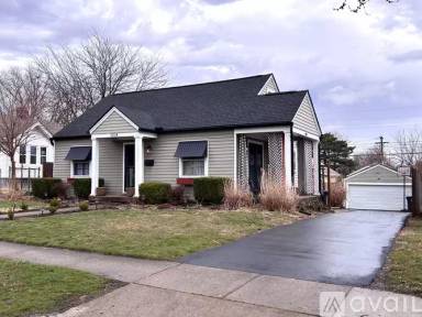 Main picture of 2224 Fauver Ave