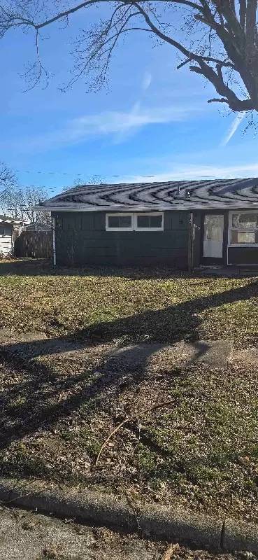 Main picture of 122 Atwood Pl